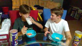Pringles EXTRA HOT chili & lime challenge