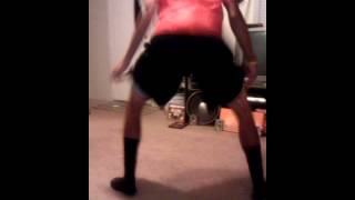 Lightskin twerk LOL