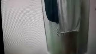 Mina i Đekson u kupatilu ko zna sta rade