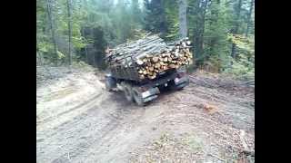 Prekonavanie terenu s V3S 6x6 (wood ride)