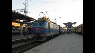 ЧС2-509 прибывает на ст. Апостолово