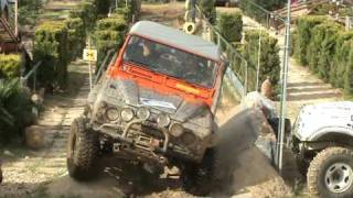 Land Rover Defender 3.9 Trial (Great Sound)