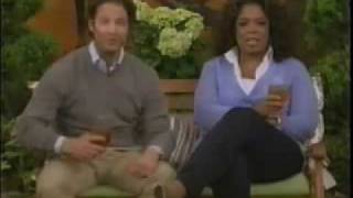 Nate Berkus's Big Bulge!