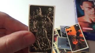 Смотрим наклейки от жвачек Terminator 2 из 90-х