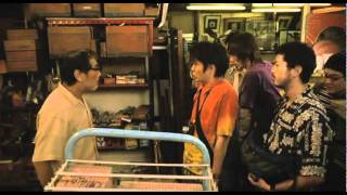 原田芳雄 as 金物屋の店主 [昭和歌謡大全集 ] KARAOKE TERROR
