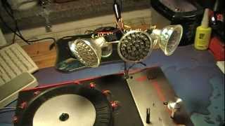 Plattenspieler als 12 Spulen Bedini