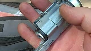 Заклинил замок зажигания Toyota Sequoia ремонт 8 925 507 33 09