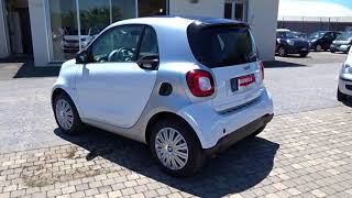 Smart fortwo YOUNGSTER 1.0 70CV  OK GUIDA PER NEOPATENTATI IVA DEDUCIBILE FASANELLA AUTO