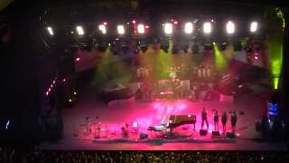 Stevie Wonder "I just called to say I love you" live - Vienne 2014