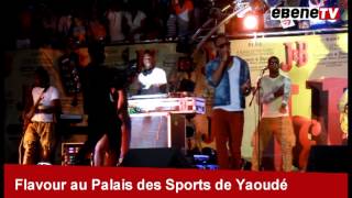 FLAVOUR électrise le palais des sports de Yaoundé