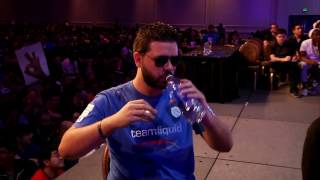 Hungrybox vs Armada at Evo 2015 but every time Hungrybox goes to the ledge it gets slower