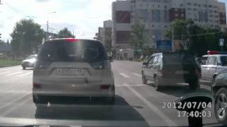 Нарушитель в погонах