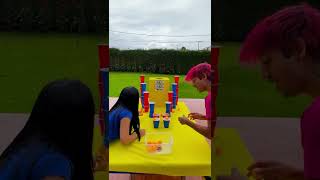 LANZA LA BOLA Y GANA 200$ !!