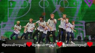 FANCAM - SEVENTEEN - Mansae (만세) - DIAMOND EDGE TOUR - Dallas  170823