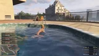В бассейн-через крышу. Недостатки дома на сваях. Grand Theft Auto online.