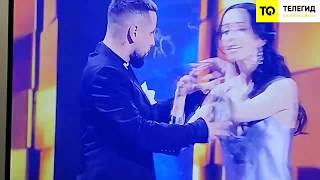 MONATIK станцевал умирающего лебедя Сен-Санса