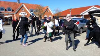 Hvad laver de lock-out ramte lærere?.... Harlem Shake