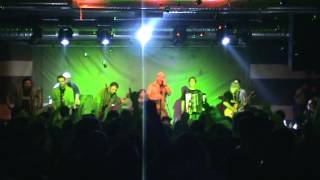 SVETLIO & THE LEGENDS - S gol v rakata nozh (Hipodil Tribute - Live @ Mixtape 5 - 27  Dec 2012)