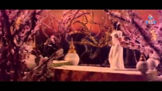 Alavudinin Asai - Alvudinum Arbhutha Vilakkum Video Song | Jayabarathi Kamal Romancing