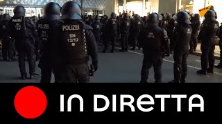 Proteste anti-lockdown a Lipsia, Germania