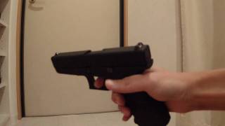 tanaka glock 17 model gun  (DSC-WX1)