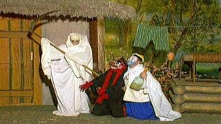 Деревня Дураков. Смерть с косой / Fool's Village Scytheman