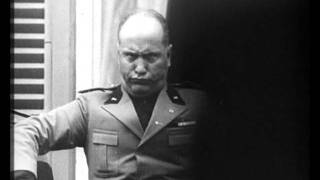Муссолини корчит рожи / Silly face of Benito Mussolini