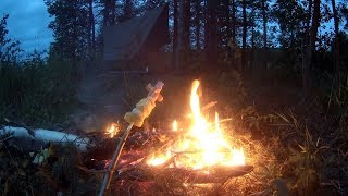 Рыбалка с ночёвкой.Картоха с салом на огне под водочку!