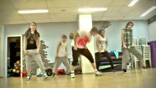 bài nhảy flash mob What Makes You Beautiful