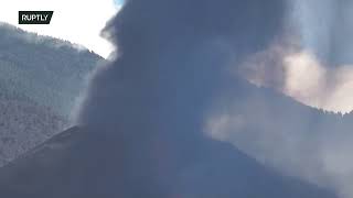 Live from the Canary Islands as La Palma volcano shows no sign of subsiding
