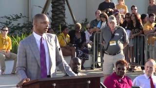 The Daily Reveille: Shaquille O'Neal statue unveiled