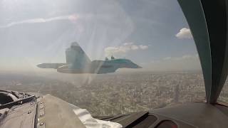 Генрепетиция пролета авиации ко Дню Победы в Екатеринбурге