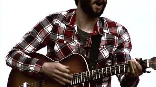 Tire le coyote -  À l'abri