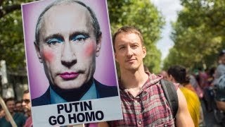 Berlin protesters take to the streets over Sochi Olympics and Russia's anti-gay law