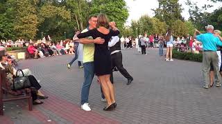 Ах, какое Танго Парижа! Ах, какие танцоры!!!