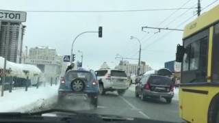 Драка водителей на Оболони