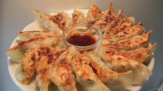 How to make GYOZA Chinese dumplings (jiaozi) 餃子