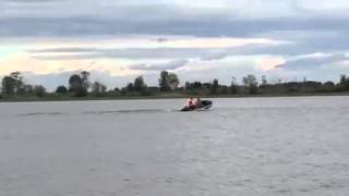 ПВХ лодка GLADIATOR ACTIVE С330AL под лодочным мотором Привет 22