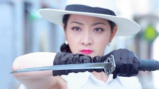 日本高手以為無人能敵，不料却被美女特工瞬间击败！
