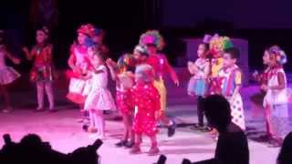 Apresentação  no Circo Espacial em homenagem ao dia das mãe, nivel 1 Tia Madalena Colégio ÔMEGA!!!