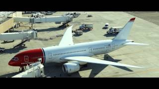 Oakland Int'l Airport welcomes Norwegian - praises low-fare service & job creation