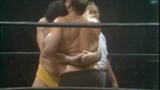 Verne vs Robinson Bearhug