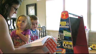 See our homeschool kindergarten reading lesson!  {Daily Vlog}