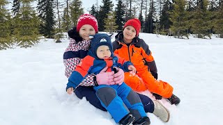 Diana dan Roma pergi berlibur di Pegunungan Alpen Prancis untuk bermain Ski
