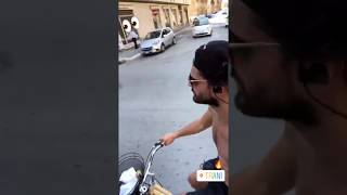 Marlon Teixeira sem camisa de bike