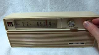 Packard Bell "Gilligan's Island" Radio model AR-851 (1964, Japan)