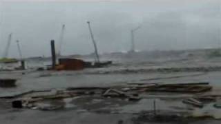 "Норд". Шторм в Адлере (Сочи). www.bescker.ru