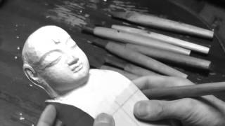 お地蔵さんのお顔の彫刻　３　目を切る