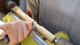 ТОЧИМ НА ТОКАРНОМ СТАНКЕ