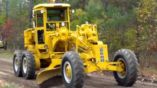 Antique Grader Working Wabco 660B Zepher
